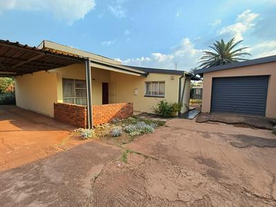 House For Sale in Laudium, Centurion
