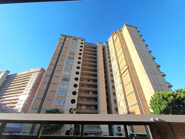 Apartment / Flat For Sale in Sunnyside, Pretoria